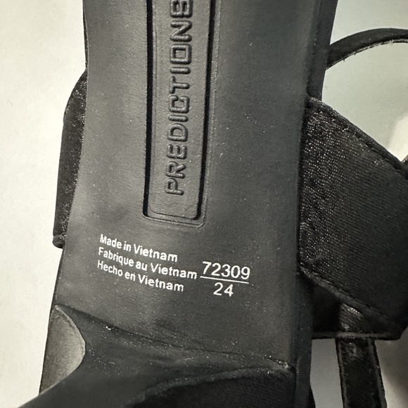 Predictions Women’s Open Toe Low Heel Sandals Size 8.5 Wide with Bow Accent - Picture 4 of 6